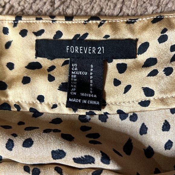 F21 cheetah silky skirt - Picture 4 of 4